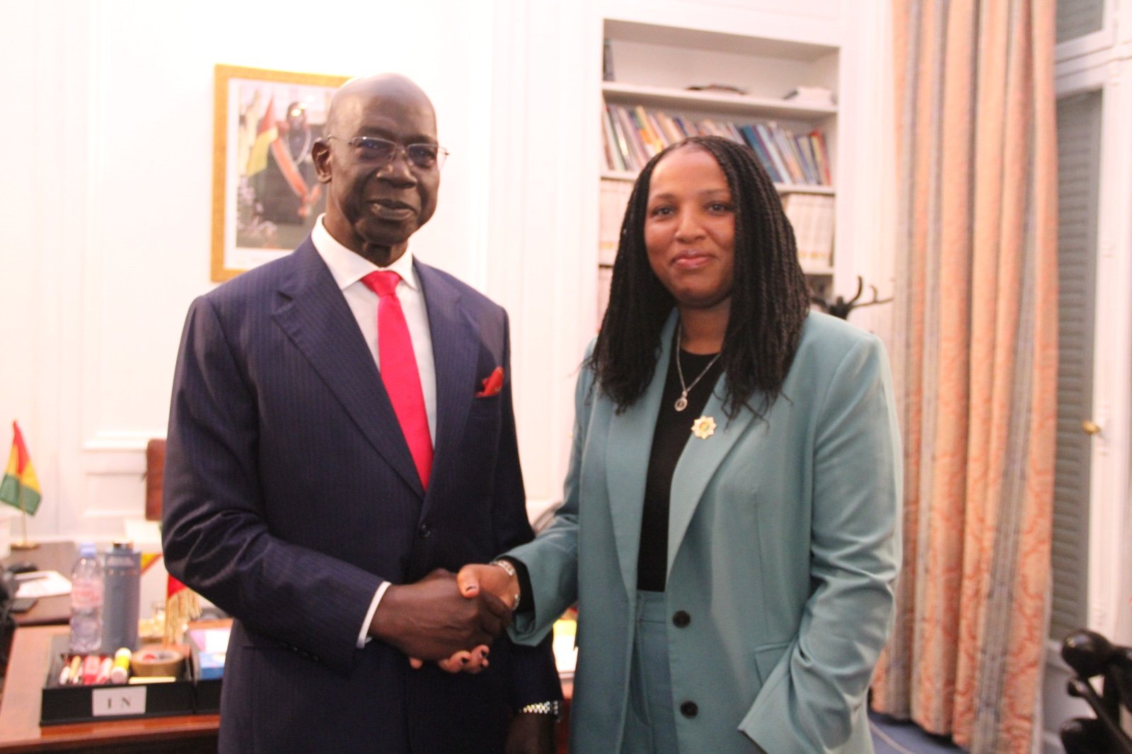 Paris : une rencontre avec l’Ambassadeur de Guinée en France